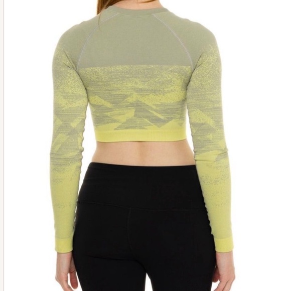 Gymshark Adapt Ombre Seamless Long Sleeve Crop Top – Yellow/Khaki – Size Large - Picture 2 of 9